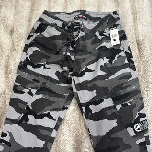 BRAND NEW MENS CAMO JOGGERS!!